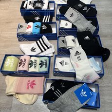 2026 new adidas 💛配包装Adidas 阿迪达斯三叶草 漂亮穿搭)新款经典中短款堆堆袜袜子 2026 new adidas 💛配包装Adidas 阿迪达斯三叶草 漂亮穿搭)新款经典中短款堆堆袜袜子