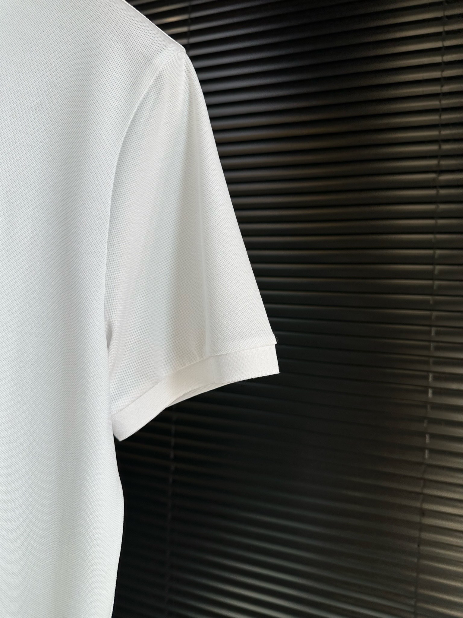 FD&芬2024SS新款Polo衫采用定制棉再生纤维素纤维聚酯纤维混纺面料自带清凉感抗皱吸汗速干软糯有型