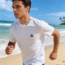 🐴《蒙口 Moncler》VIP高级定制! 2026春夏季新款短袖。这款T恤是夏季男装系列新品,采用丝光 🐴《蒙口 Moncler》VIP高级定制! 2026春夏季新款短袖。这款T恤是夏季男装系列新品,采用丝光