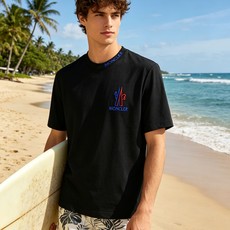 🐴《蒙口 Moncler》VIP高级定制! 2026春夏季新款短袖。这款T恤是夏季男装系列新品,采用丝光 🐴《蒙口 Moncler》VIP高级定制! 2026春夏季新款短袖。这款T恤是夏季男装系列新品,采用丝光