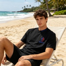 🐴《蒙口 Moncler》VIP高级定制! 2026春夏季新款短袖。这款T恤是夏季男装系列新品,采用丝光 🐴《蒙口 Moncler》VIP高级定制! 2026春夏季新款短袖。这款T恤是夏季男装系列新品,采用丝光
