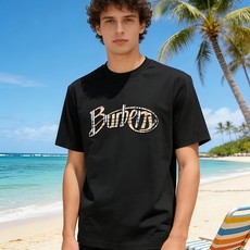 🐴《巴宝莉 Burberry》VIP高级定制! 2026春夏季新款短袖。这款T恤是夏季男装系列新品,采用 🐴《巴宝莉 Burberry》VIP高级定制! 2026春夏季新款短袖。这款T恤是夏季男装系列新品,采用