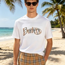🐴《巴宝莉 Burberry》VIP高级定制! 2026春夏季新款短袖。这款T恤是夏季男装系列新品,采用 🐴《巴宝莉 Burberry》VIP高级定制! 2026春夏季新款短袖。这款T恤是夏季男装系列新品,采用