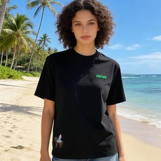 🐴《迪奥 Dior》VIP高级定制! 2026春夏季新款短袖。这款T恤是夏季男装系列新品,采用丝光工艺进 🐴《迪奥 Dior》VIP高级定制! 2026春夏季新款短袖。这款T恤是夏季男装系列新品,采用丝光工艺进