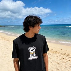 🐴《芬迪 FENDI》VIP高级定制! 2026春夏季新款短袖。这款T恤是夏季男装系列新品,采用丝光工艺 🐴《芬迪 FENDI》VIP高级定制! 2026春夏季新款短袖。这款T恤是夏季男装系列新品,采用丝光工艺