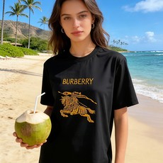 🐴《巴宝莉 Burberry》VIP高级定制! 2026春夏季新款短袖。这款T恤是夏季男装系列新品,采用 🐴《巴宝莉 Burberry》VIP高级定制! 2026春夏季新款短袖。这款T恤是夏季男装系列新品,采用