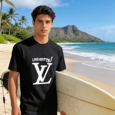 🐴《路易威登 LV》VIP高级定制! 2026春夏季新款短袖。这款T恤是夏季男装系列新品,采用丝光工艺进 🐴《路易威登 LV》VIP高级定制! 2026春夏季新款短袖。这款T恤是夏季男装系列新品,采用丝光工艺进