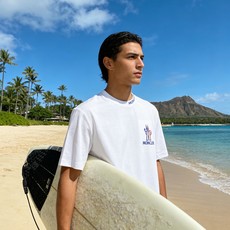 🐴《蒙口 Moncler》VIP高级定制! 2026春夏季新款短袖。这款T恤是夏季男装系列新品,采用丝光 🐴《蒙口 Moncler》VIP高级定制! 2026春夏季新款短袖。这款T恤是夏季男装系列新品,采用丝光