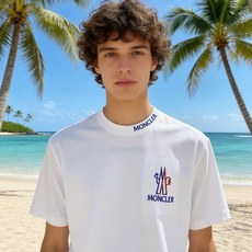 🐴《蒙口 Moncler》VIP高级定制! 2026春夏季新款短袖。这款T恤是夏季男装系列新品,采用丝光 🐴《蒙口 Moncler》VIP高级定制! 2026春夏季新款短袖。这款T恤是夏季男装系列新品,采用丝光