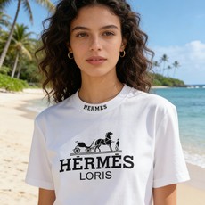 🐴《爱马仕 HERMES》VIP高级定制! 2026春夏季新款短袖。这款T恤是夏季男装系列新品,采用丝光 🐴《爱马仕 HERMES》VIP高级定制! 2026春夏季新款短袖。这款T恤是夏季男装系列新品,采用丝光