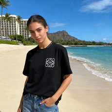 🐴《罗意威 LOEWE》VIP高级定制! 2026春夏季新款短袖。这款T恤是夏季男装系列新品,采用丝光工 🐴《罗意威 LOEWE》VIP高级定制! 2026春夏季新款短袖。这款T恤是夏季男装系列新品,采用丝光工