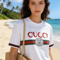 🐴《古奇 GUCCI》VIP高级定制! 2026春夏季新款短袖。这款T恤是夏季男装系列新品,采用丝光工艺 🐴《古奇 GUCCI》VIP高级定制! 2026春夏季新款短袖。这款T恤是夏季男装系列新品,采用丝光工艺