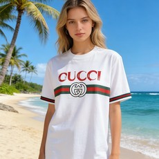 🐴《古奇 GUCCI》VIP高级定制! 2026春夏季新款短袖。这款T恤是夏季男装系列新品,采用丝光工艺 🐴《古奇 GUCCI》VIP高级定制! 2026春夏季新款短袖。这款T恤是夏季男装系列新品,采用丝光工艺