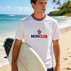 🐴《蒙口 Moncler》VIP高级定制! 2026春夏季新款短袖。这款T恤是夏季男装系列新品,采用丝光 🐴《蒙口 Moncler》VIP高级定制! 2026春夏季新款短袖。这款T恤是夏季男装系列新品,采用丝光