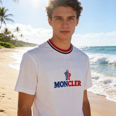 🐴《蒙口 Moncler》VIP高级定制! 2026春夏季新款短袖。这款T恤是夏季男装系列新品,采用丝光 🐴《蒙口 Moncler》VIP高级定制! 2026春夏季新款短袖。这款T恤是夏季男装系列新品,采用丝光