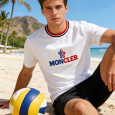 🐴《蒙口 Moncler》VIP高级定制! 2026春夏季新款短袖。这款T恤是夏季男装系列新品,采用丝光 🐴《蒙口 Moncler》VIP高级定制! 2026春夏季新款短袖。这款T恤是夏季男装系列新品,采用丝光