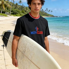 🐴《蒙口 Moncler》VIP高级定制! 2026春夏季新款短袖。这款T恤是夏季男装系列新品,采用丝光 🐴《蒙口 Moncler》VIP高级定制! 2026春夏季新款短袖。这款T恤是夏季男装系列新品,采用丝光