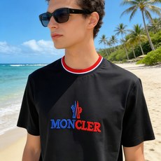 🐴《蒙口 Moncler》VIP高级定制! 2026春夏季新款短袖。这款T恤是夏季男装系列新品,采用丝光 🐴《蒙口 Moncler》VIP高级定制! 2026春夏季新款短袖。这款T恤是夏季男装系列新品,采用丝光