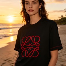 🐴《罗意威 LOEWE》VIP高级定制! 2026春夏季新款短袖。这款T恤是夏季男装系列新品,采用丝光工 🐴《罗意威 LOEWE》VIP高级定制! 2026春夏季新款短袖。这款T恤是夏季男装系列新品,采用丝光工