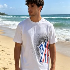 🐴《蒙口 Moncler》VIP高级定制! 2026春夏季新款短袖。这款T恤是夏季男装系列新品,采用丝光 🐴《蒙口 Moncler》VIP高级定制! 2026春夏季新款短袖。这款T恤是夏季男装系列新品,采用丝光