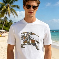 🐴《巴宝莉 Burberry》VIP高级定制! 2026春夏季新款短袖。这款T恤是夏季男装系列新品,采用 🐴《巴宝莉 Burberry》VIP高级定制! 2026春夏季新款短袖。这款T恤是夏季男装系列新品,采用