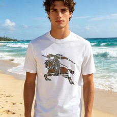 🐴《巴宝莉 Burberry》VIP高级定制! 2026春夏季新款短袖。这款T恤是夏季男装系列新品,采用 🐴《巴宝莉 Burberry》VIP高级定制! 2026春夏季新款短袖。这款T恤是夏季男装系列新品,采用