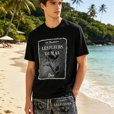 🐴《迪奥 Dior》VIP高级定制! 2026春夏季新款短袖。这款T恤是夏季男装系列新品,采用丝光工艺进 🐴《迪奥 Dior》VIP高级定制! 2026春夏季新款短袖。这款T恤是夏季男装系列新品,采用丝光工艺进