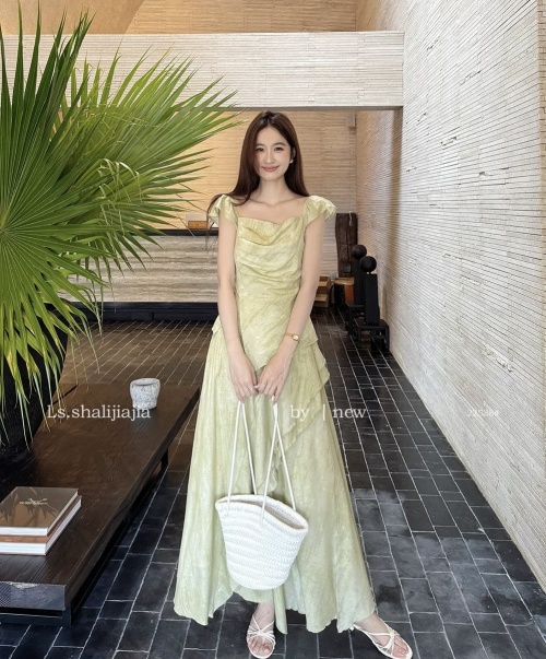 Elegant French Style Two-Piece Set: Ruffled Square Neck Top & Asymmetrical Skirt 1 Elegant French Style Two-Piece Set: Ruffled Square Neck Top & Asymmetrical Skirt