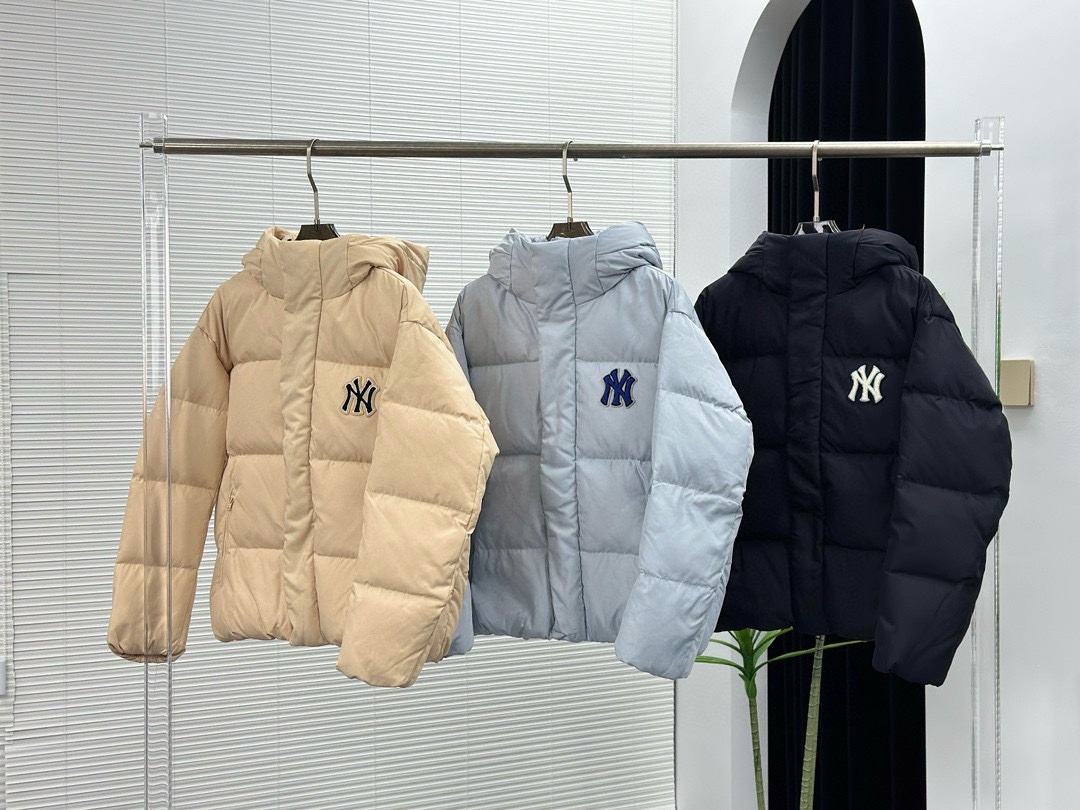 MLB Varsity School Towels Embroidered with Hat and Feathers in QX 7518 Section