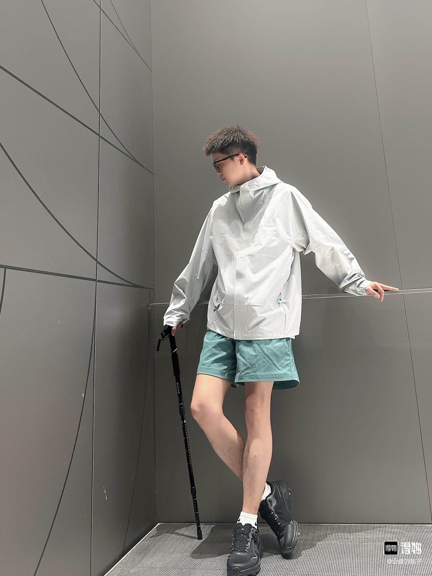 NIKE ACG 运动工装短裤服装 9