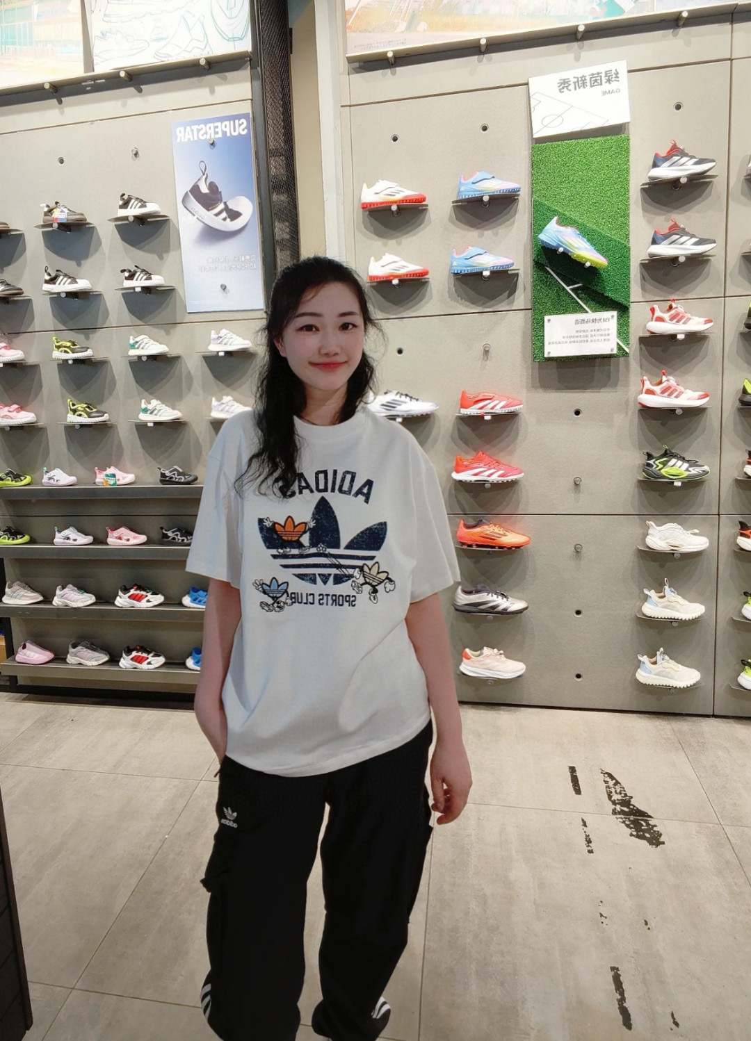 Adidas  T恤服装,男,女 8