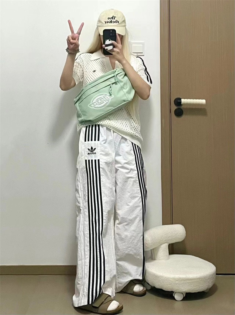 Ad  阔腿裤服装 3