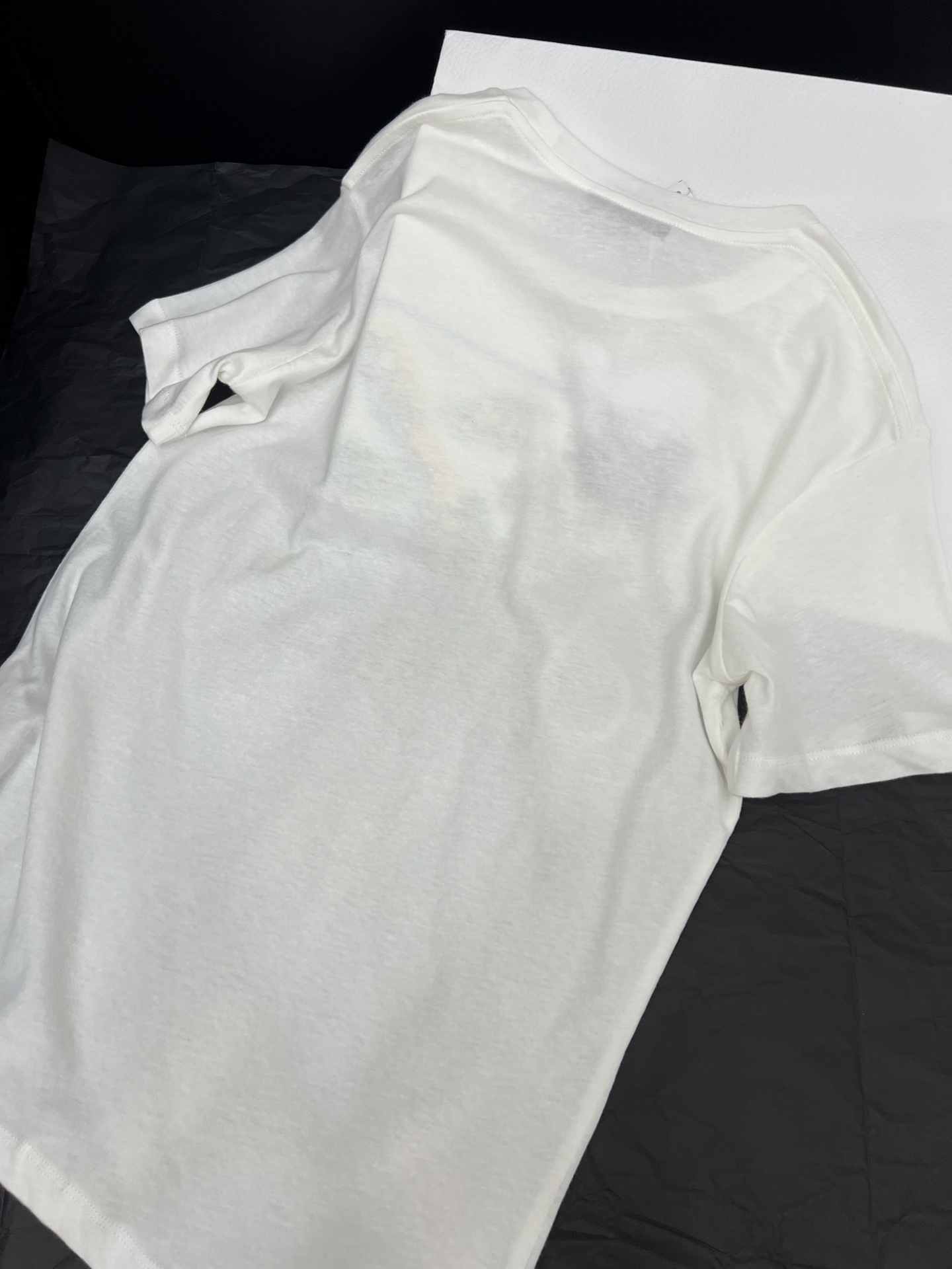 Romantic Seine River T-Shirt: Paris Pattern, Pure Cotton, Comfortable Fit, SML Details. - 图片 6