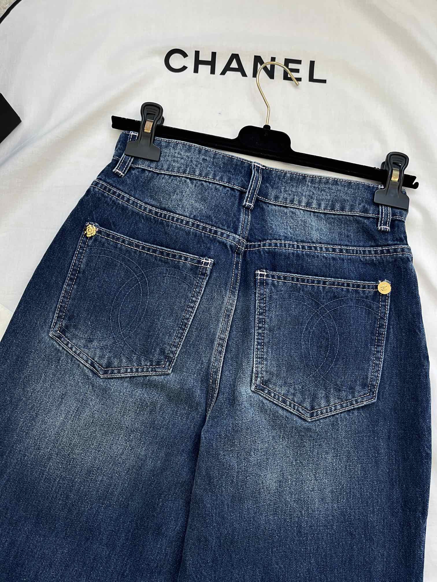 “25B Packaged Jennenie’s Stylish Female Suit: Retro-Washed Pants, Shorts, Long Legs, and Fashion Boss’s Favorite Cowboys” - 图片 6