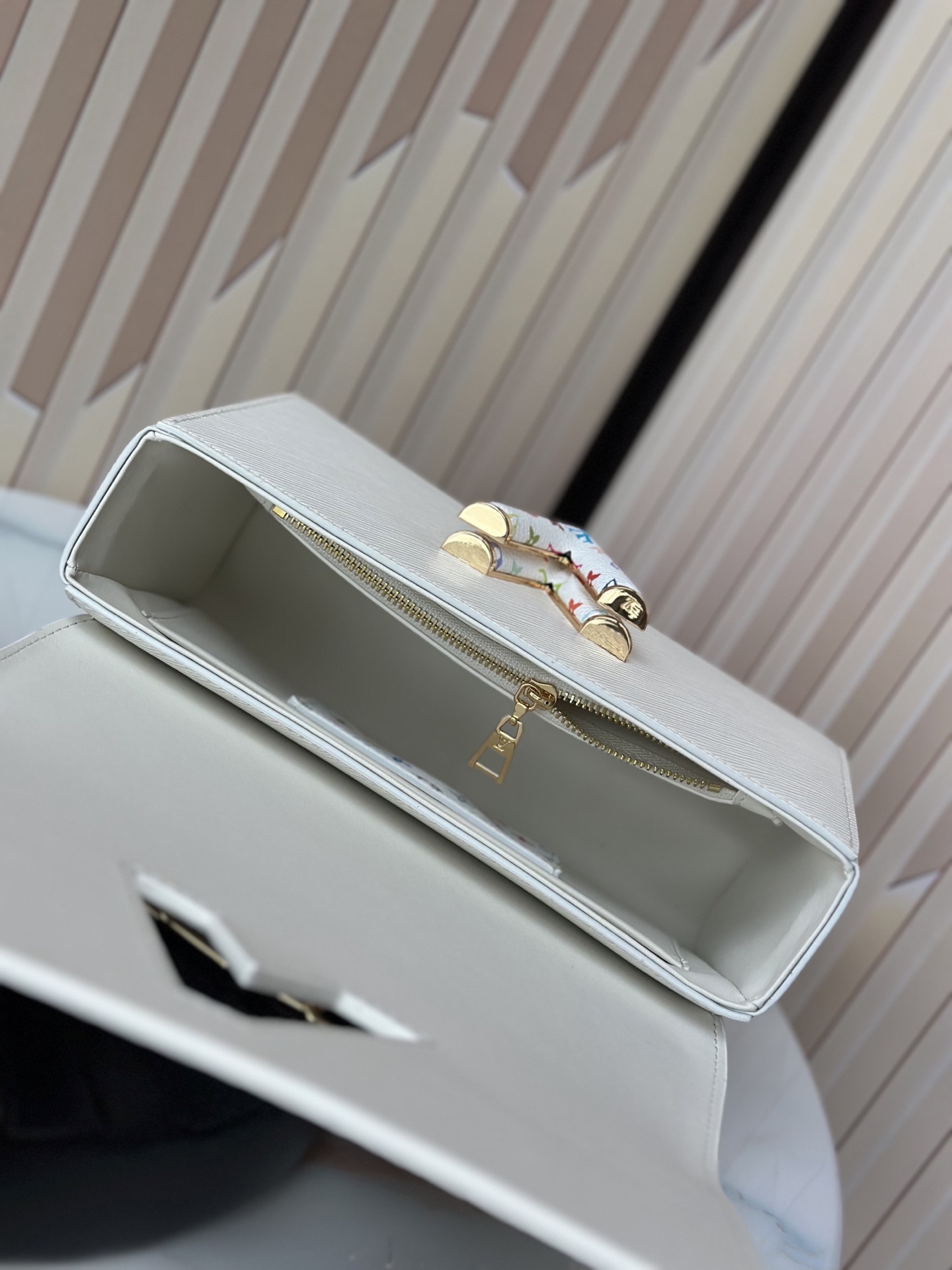 [玫瑰]新款[玫瑰]顶级原版复刻独家实拍📷【TWIST中号手袋】款号50508/13243/13678 本款 Twist