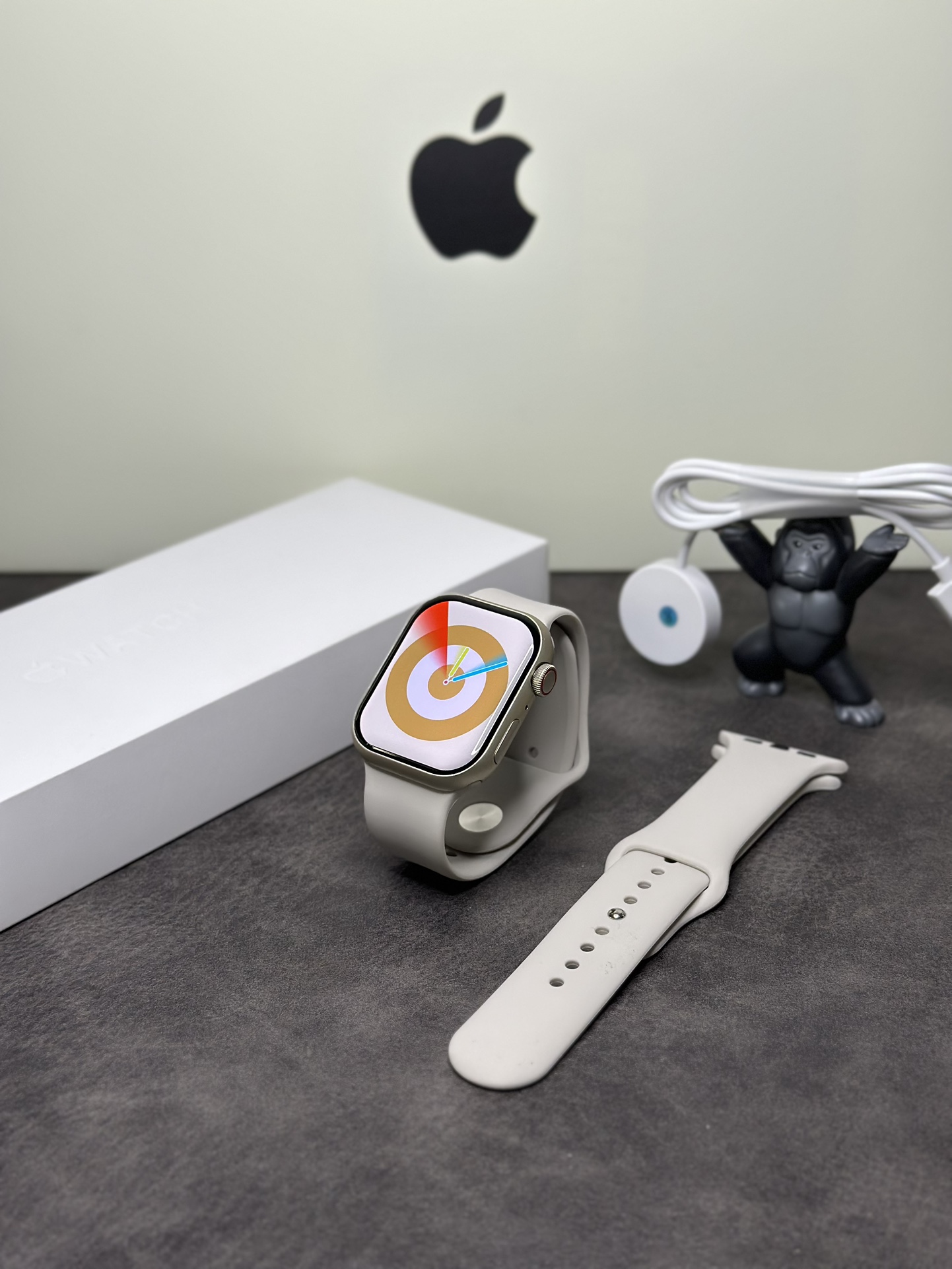 全网最高版‼️💰240 ln毒版 苹果AppleWatch 9代 S9手表 标配1条原装表带 同步正品星光色