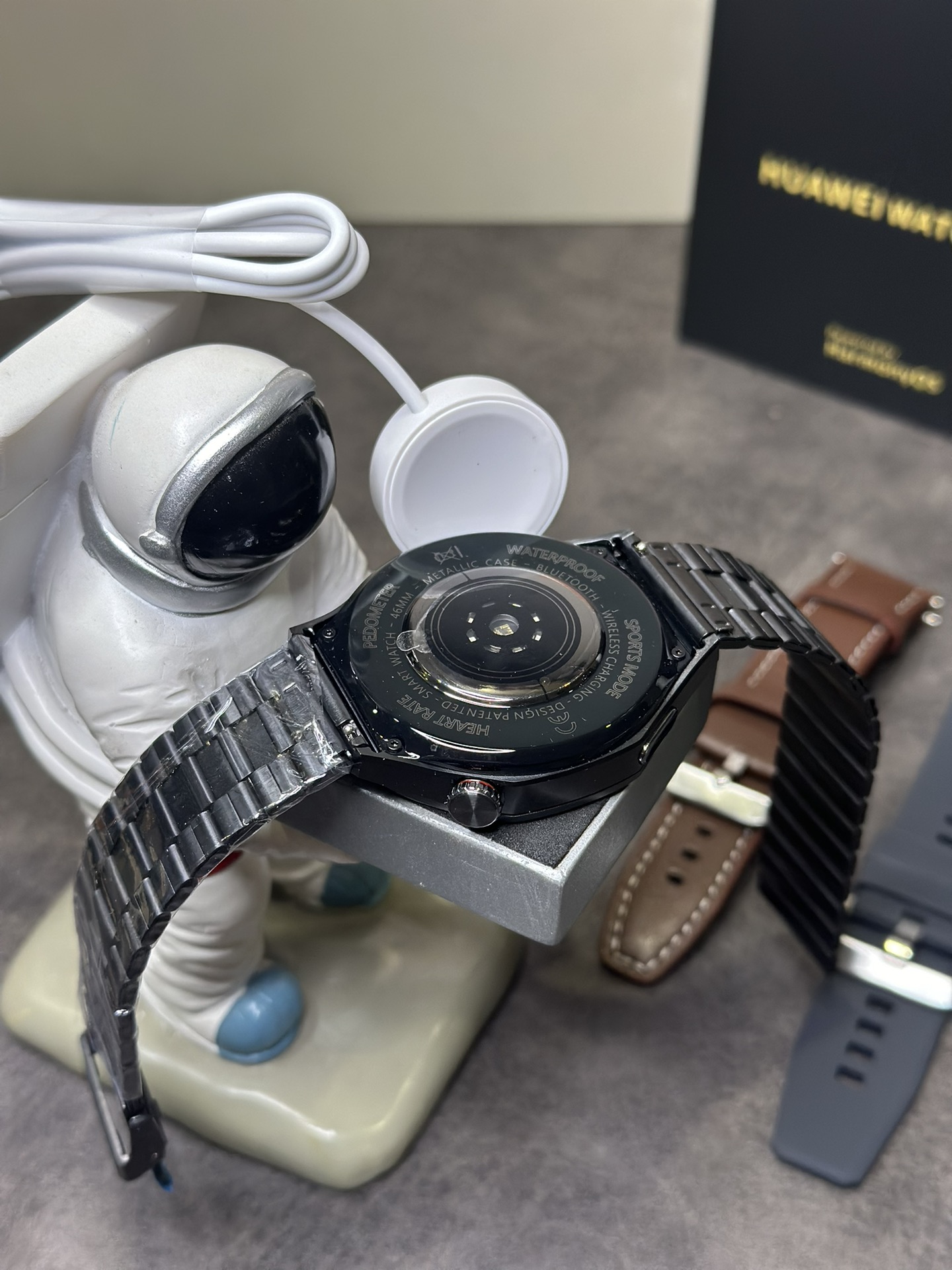 华为HUAWEI GT5 Pro 智能手表 灰色 8