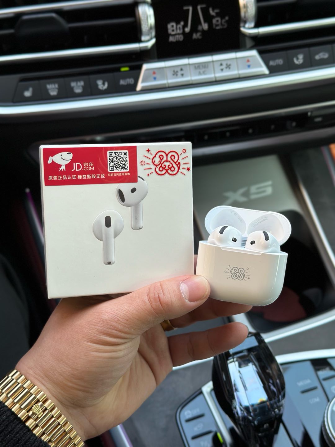 蛇年爆款‼️💰90 苹果AirPods4 蛇年限定款 真实35db降噪通透 支持最新18系统