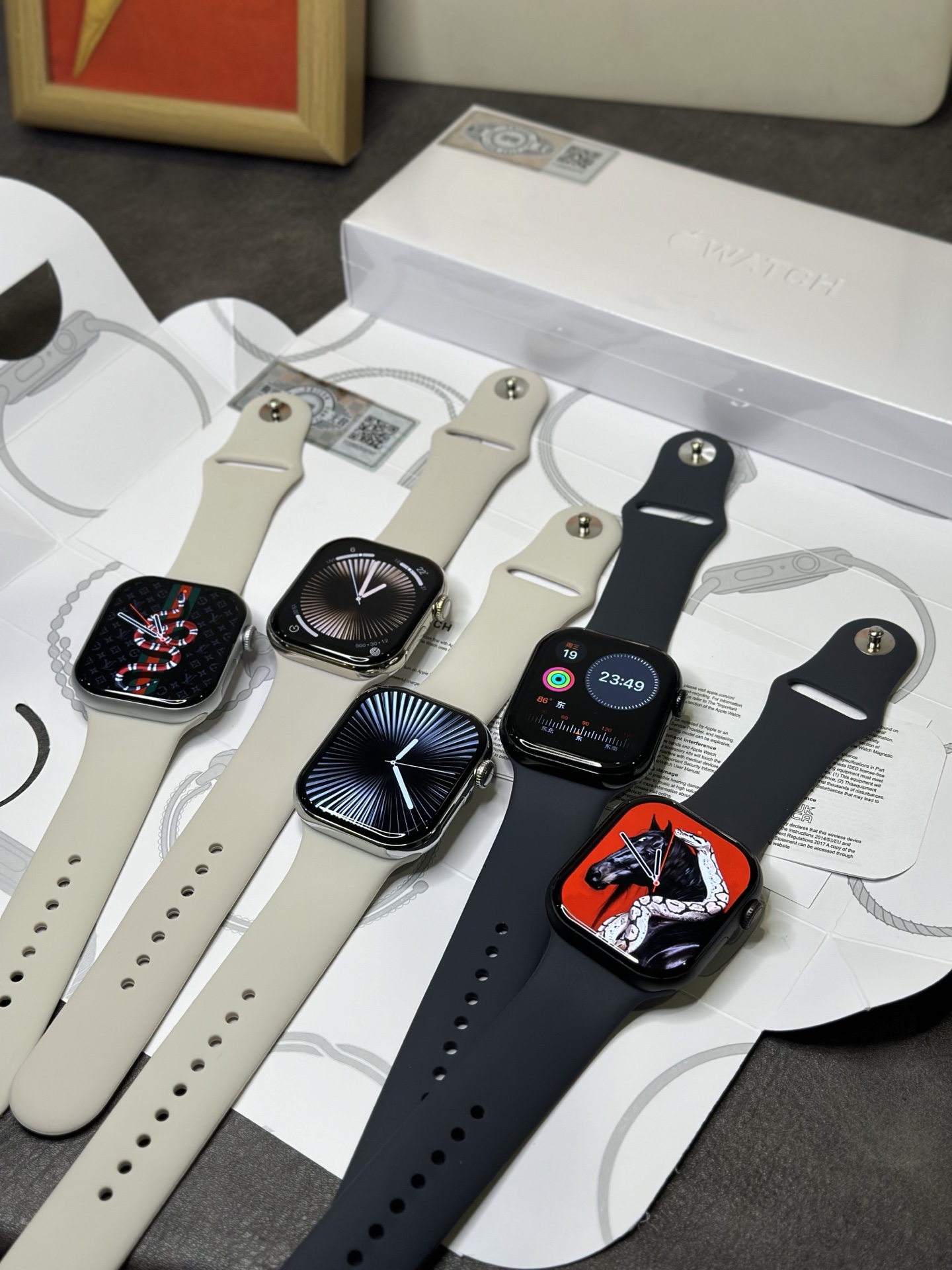 出厂批发价💰240 苹果AppleWatch10代 蛇年新款手表 ln毒版出品 市面最高版本 5色现货供应‼️