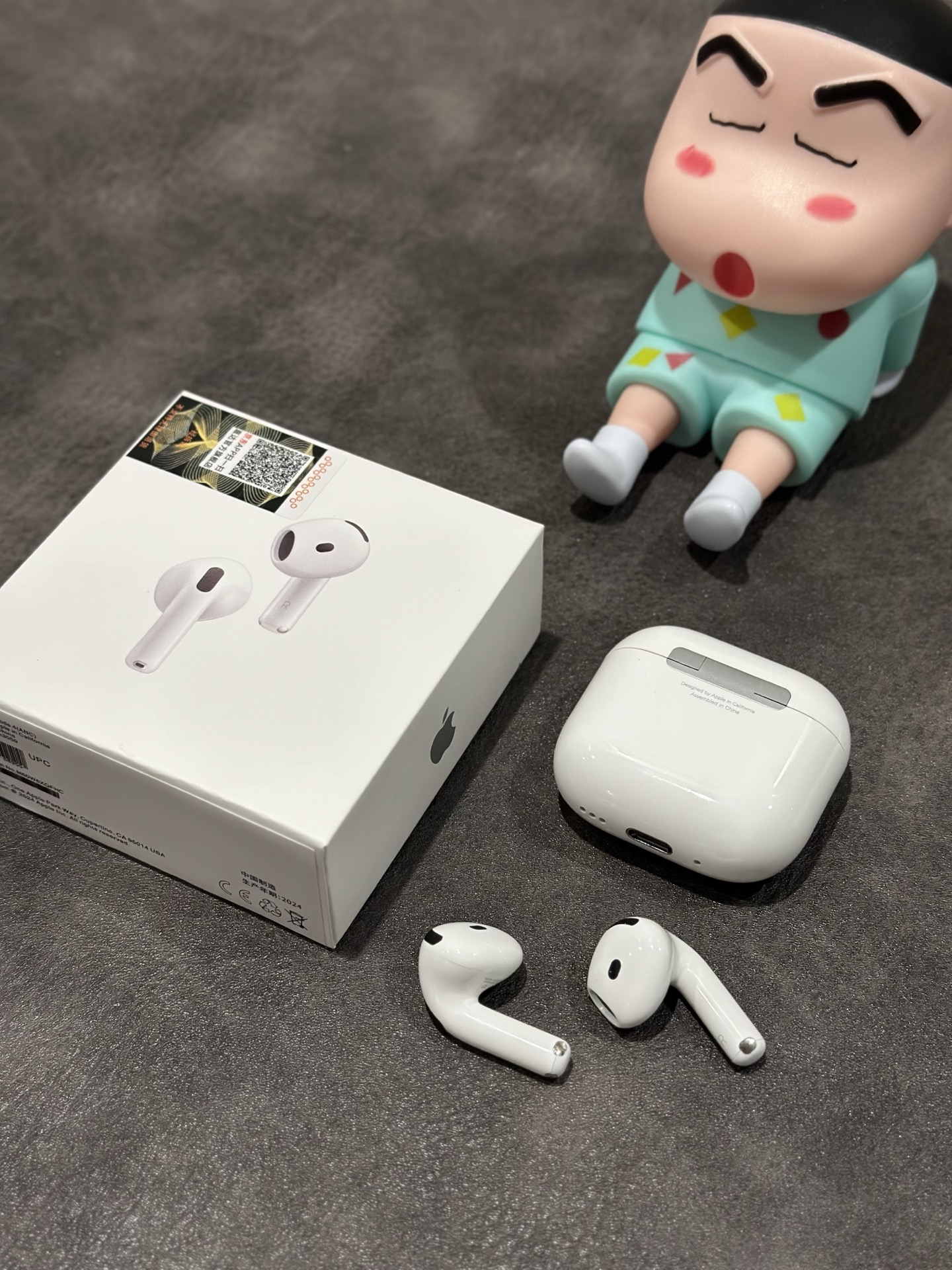 出厂批发价💰180
京东充正版 苹果AirPods4 带ANC降噪
正品一样的品质 真实35db降噪通透效果
升级头部动作感知 点头接听电话/摇头拒绝接听
带自适应音频 个性化音量 对话感知等
全新升级芯片 带陀螺仪 真实空间音频头部跟踪
真实降噪 通透 真实语言助手 可通过耳机唤醒Siri
支持iOS18系统弹窗 完美解决假货无法验证界面
新款C口充电孔 隐藏式指示灯 背面按键取消
采用全新升级敲击连接方式 充电仓底部带外放喇叭
支持无线充 纽扣电池单耳续航长达7小时
本机带序列号 五码合一 官网同步可查!
改名 定位 触控操作 入耳检测 原装有的功能全部实现
质量非常顶 区别市面通货 欢迎对比打脸
报货默认赠送保护壳 无线充 发票 京东包装盒等
售后保修三个月 耳机外观没磨损15天内可退换‼️