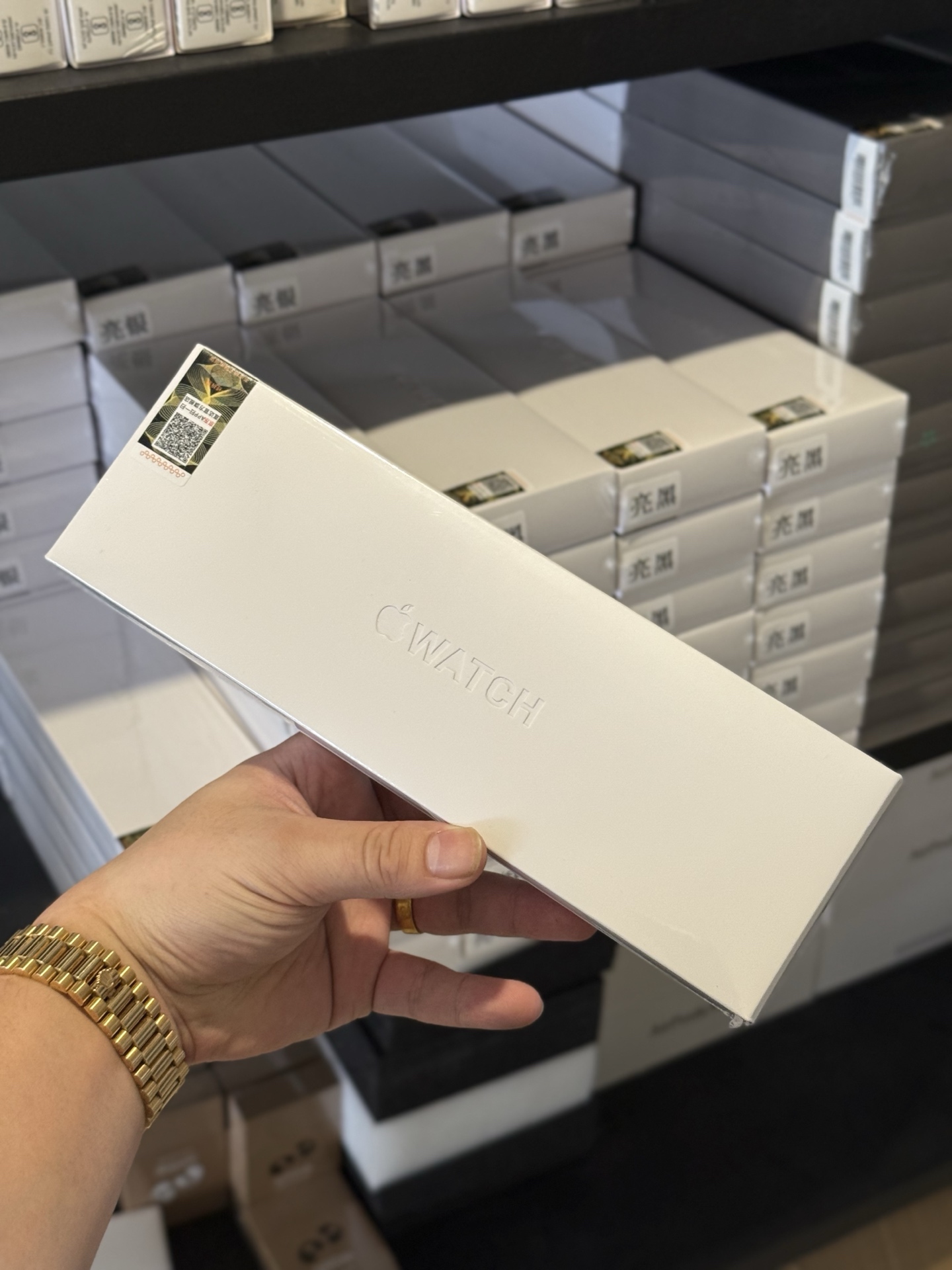 近期热门新款✔️ 京东升级版苹果手表 两种款式 支持手表登录微信 回复微信消息💯