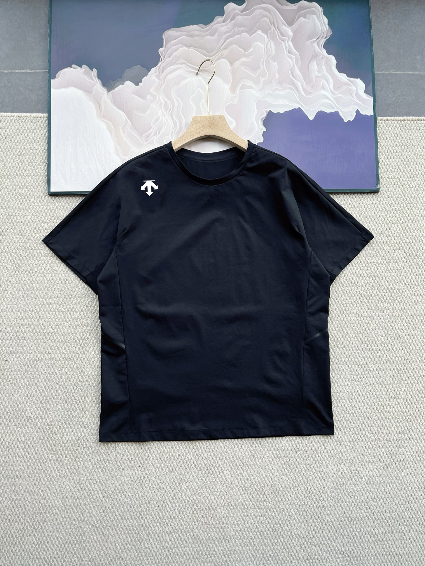 Alternative view of T-Shirt 08221