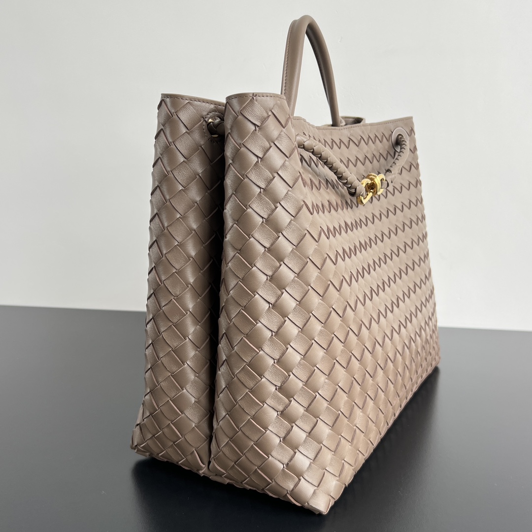 #Bottega Veneta 2023 spring and summer new Andiamo handbag, many stars have the same style 🎈 743575 photo 8