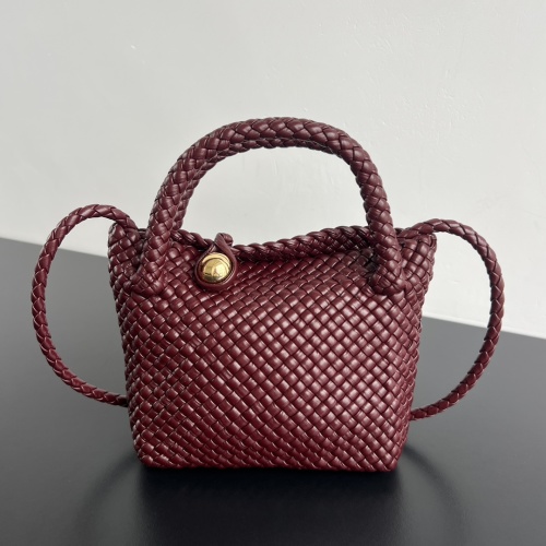 Bottega Veneta Mini Tosca Crossbody/Handbag: Exquisite Craftsmanship & Design 1 Bottega Veneta Mini Tosca Crossbody/Handbag: Exquisite Craftsmanship & Design