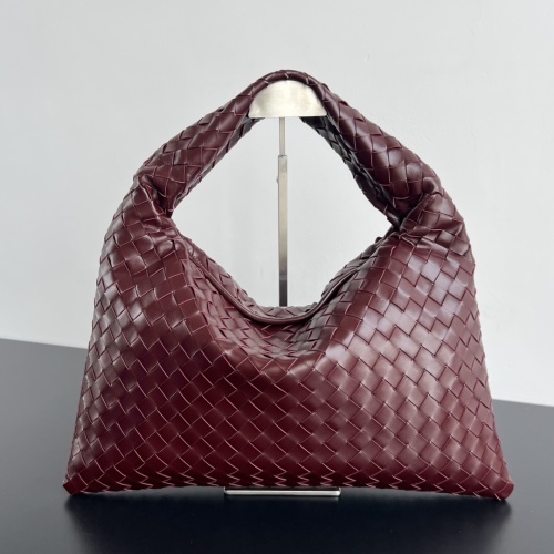 Bottega Veneta Hop Medium Leather Woven Hobo Bag, Burgundy, 46x21x10 cm 1 Bottega Veneta Hop Medium Leather Woven Hobo Bag, Burgundy, 46x21x10 cm