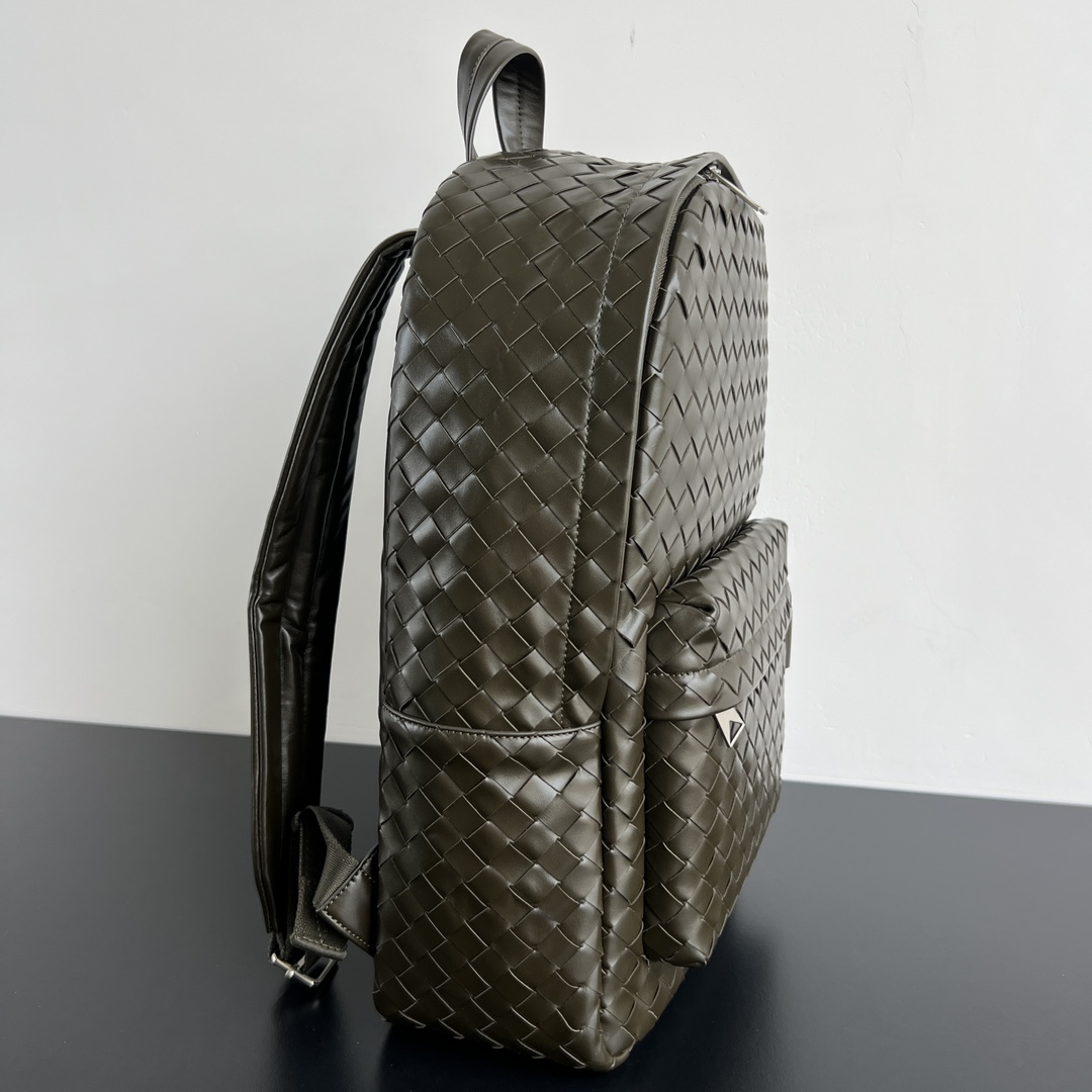Bottega Veneta 730732 Dark Olive 46x30x14cm work