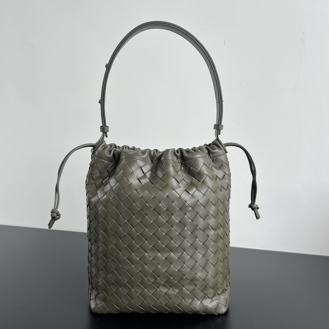 보테가베네타 836020