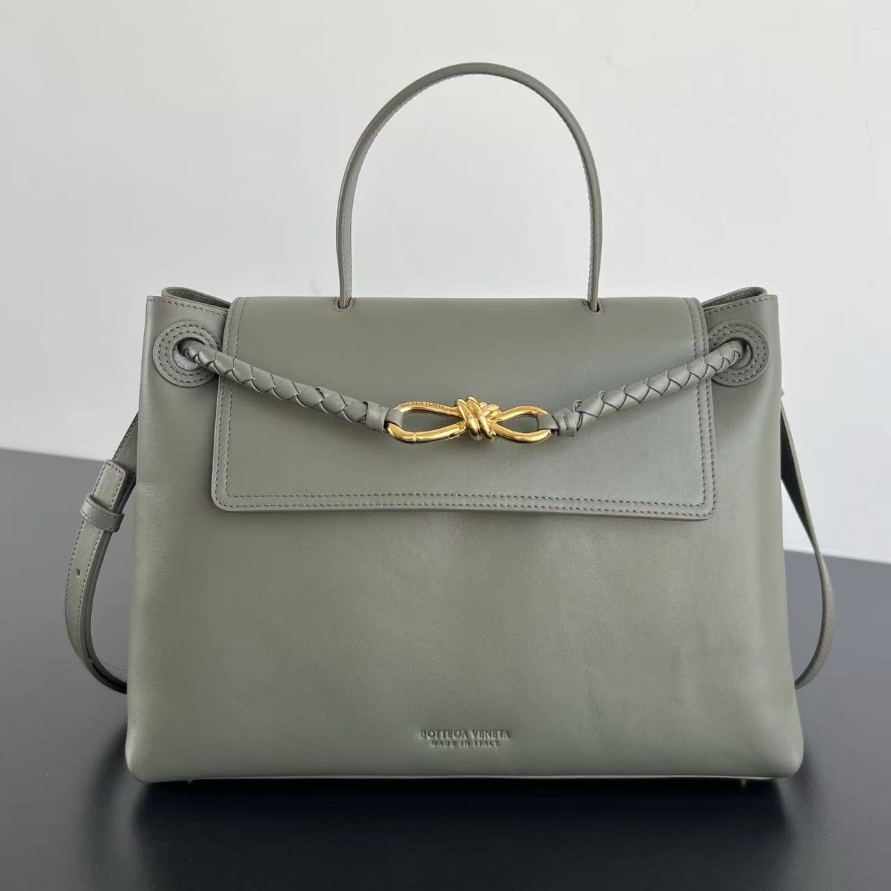 Сумка Bottega Veneta Ciao Ciao