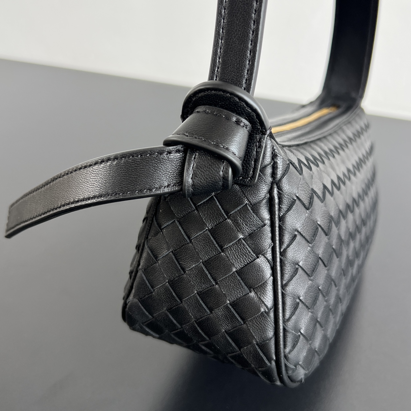 New product Nodo armpit bag ✨ 876370 This time the entire bag adopts lntrecciato weaving process, which is more brand-recognizable photo 9
