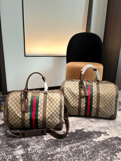 Gucci Duffle Bag - Stylish & Functional Travel Companion, Designer Inspired 1 Gucci Duffle Bag - Stylish & Functional Travel Companion, Designer Inspired
